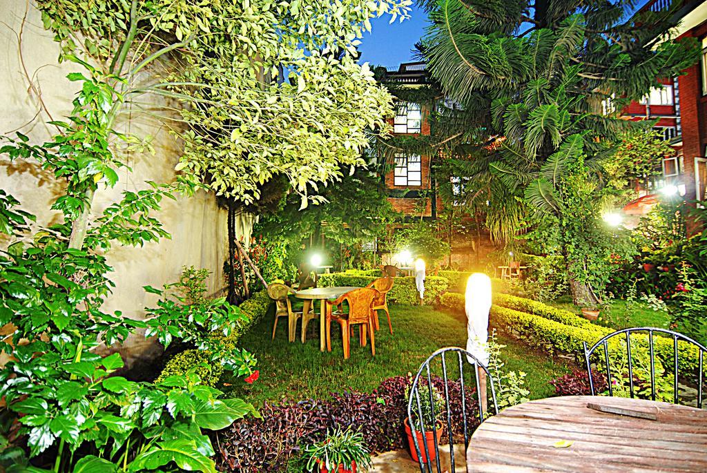 Kathmandu Garden House Otel Dış mekan fotoğraf